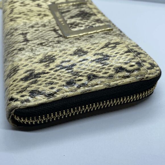 Authentic Jimmy Choo Snake Print Leather Long Zip Around Wallet / Clutch - Picture 6 of 11